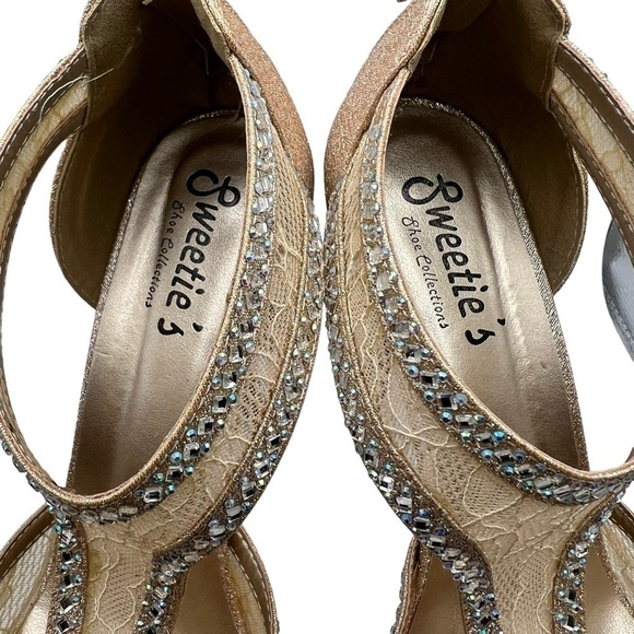 Sweetie’s Gold Bling Stiletto in Size 8 with Zippered Back Wedding Holiday - Picture 5 of 6